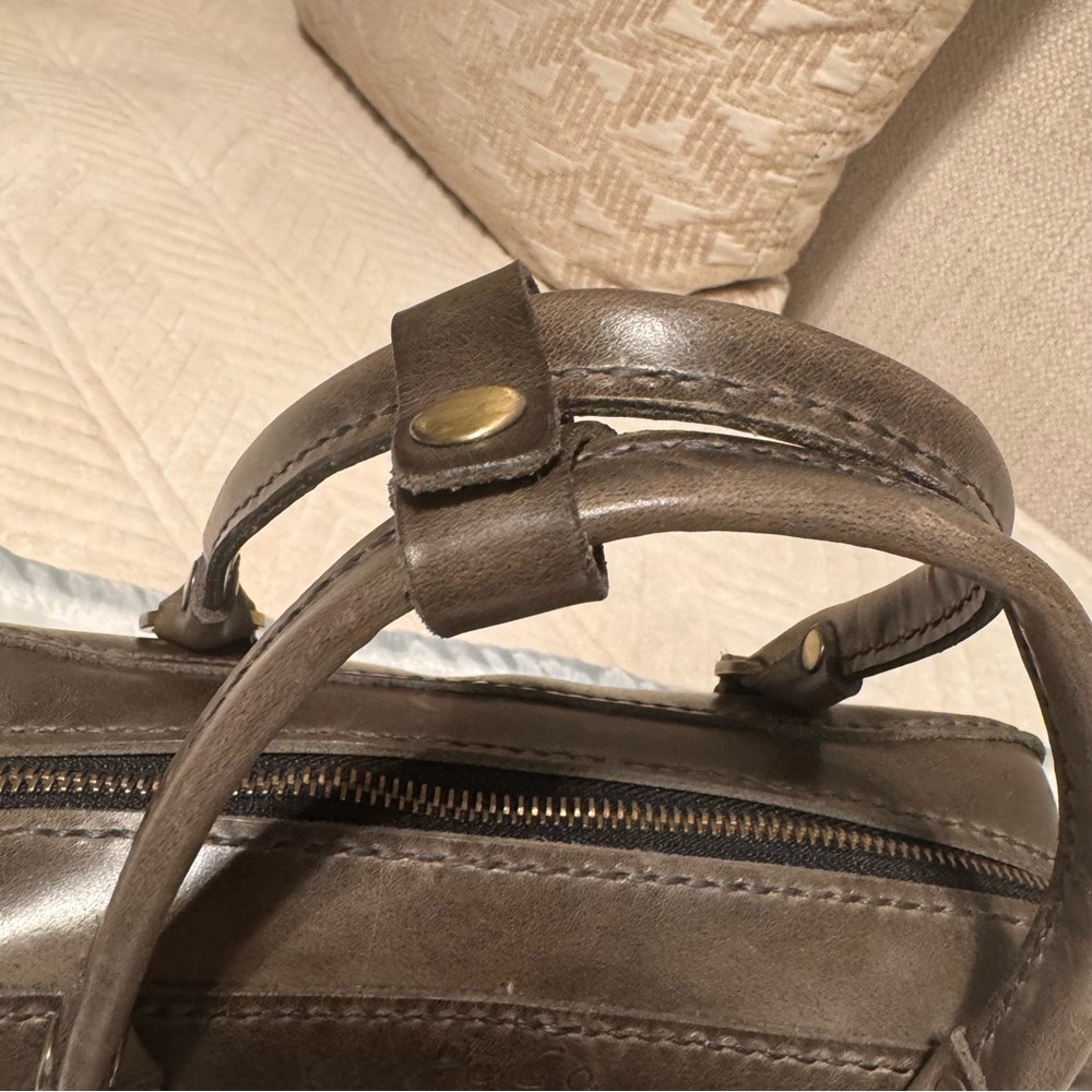Genuine Leather Handmade Purse with Top Handle and Strap - Picture 4 of 12